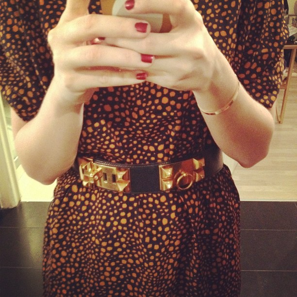Mirror look of the day! Zara dress and Hermes belt