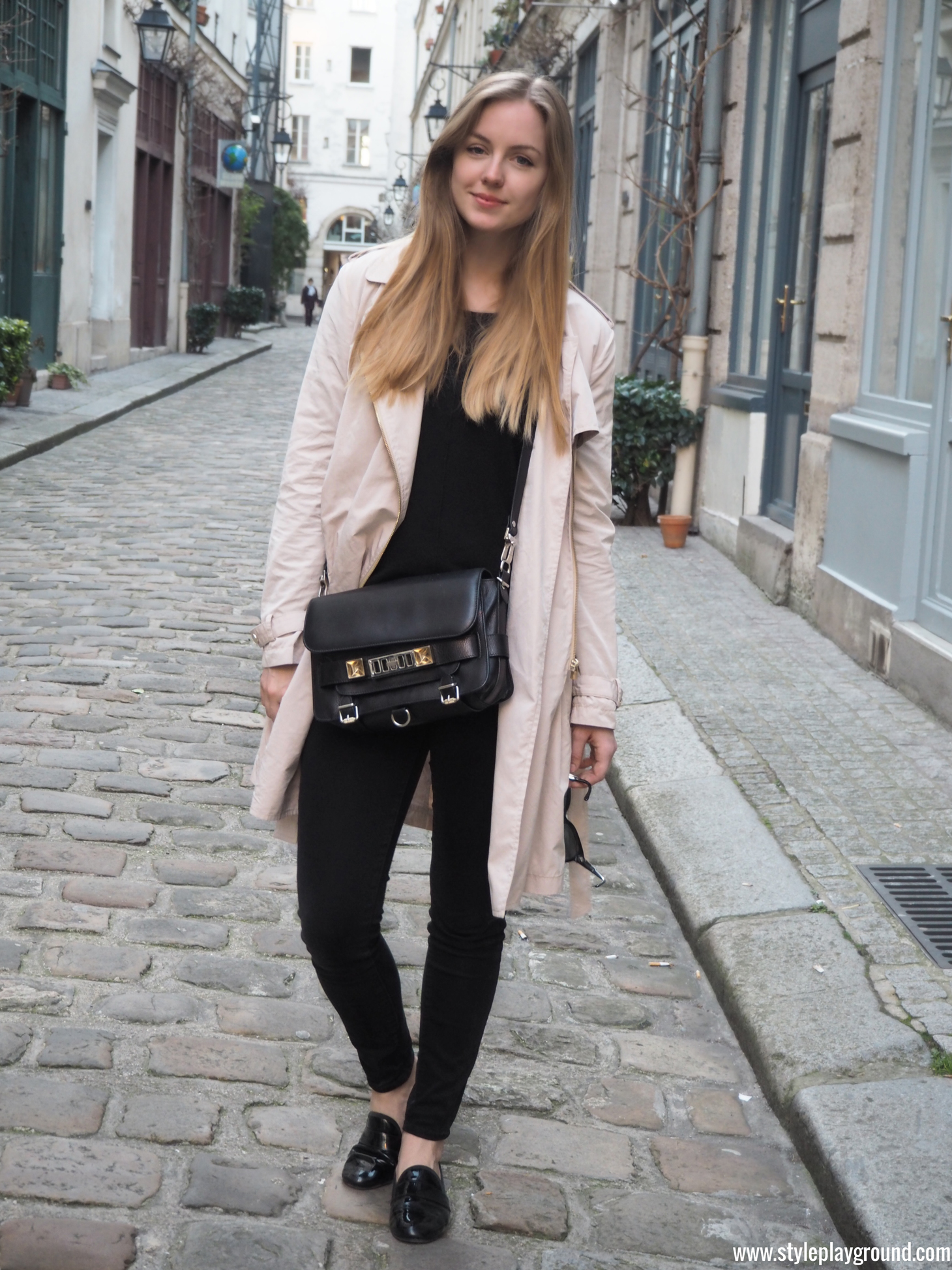 Axelle Blanpain of Style playground is wearing a Mango trench, J Brand skinny jeans, Repetto loafers & Proenza Schouler bag. 