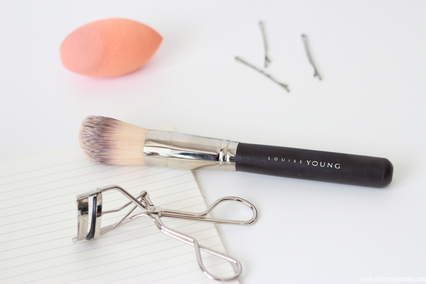 3 essentials beauty tools