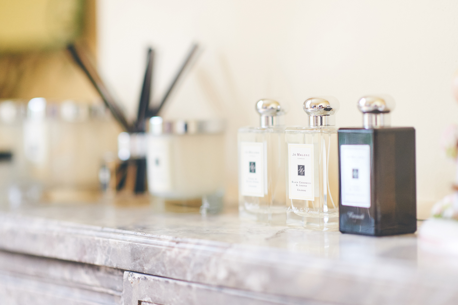 How to pick your wedding day fragrance